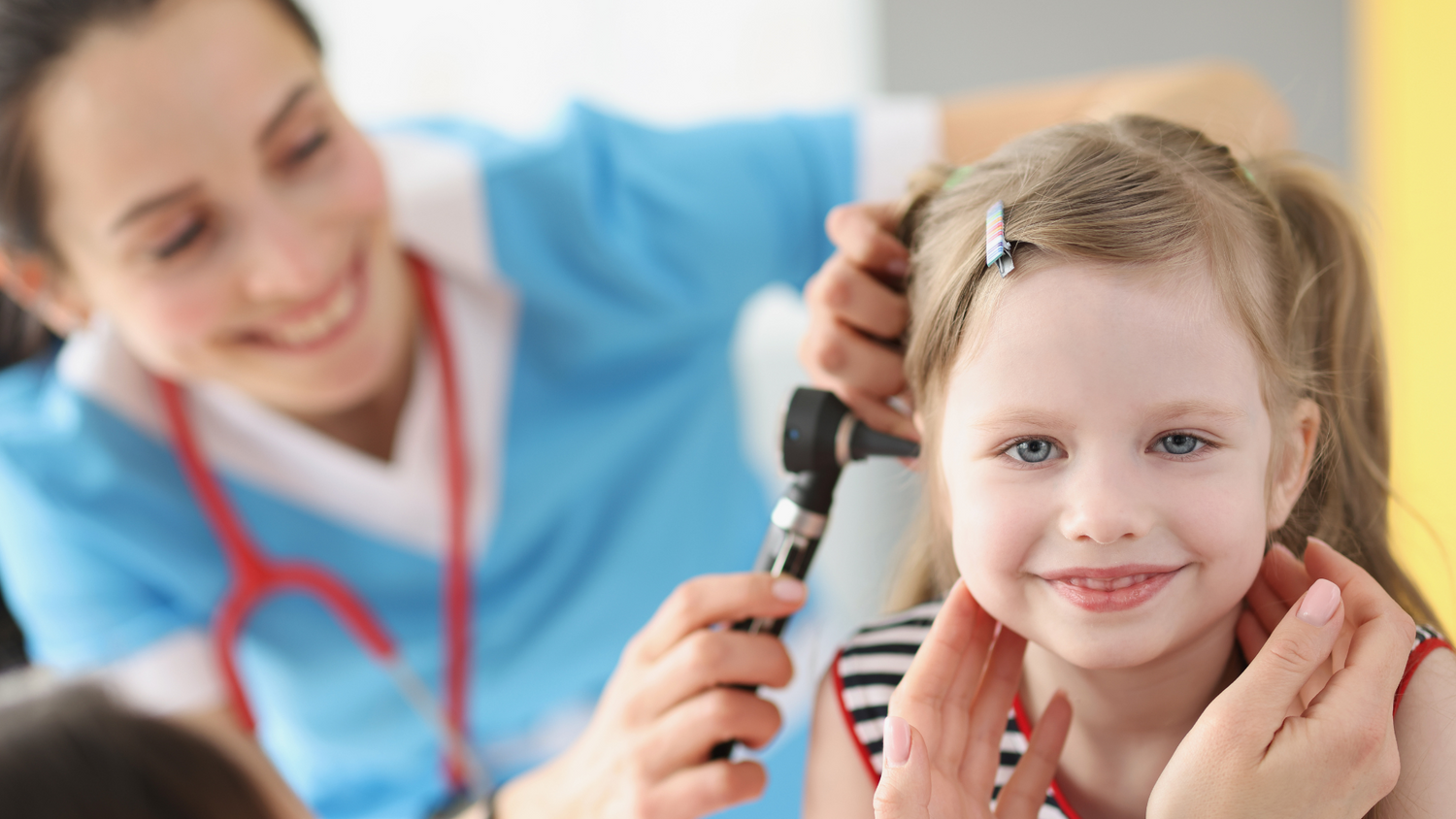 Kinderleicht Diagnostizieren: Die LUXAMED LuxaScope Auris Set LED 2.5V im Fokus