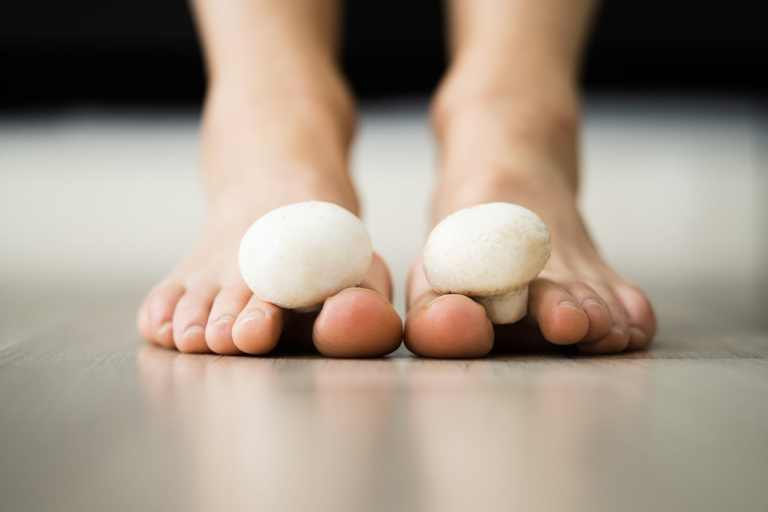 Nagelpilz erfolgreich behandeln - ein Arzt klärt auf