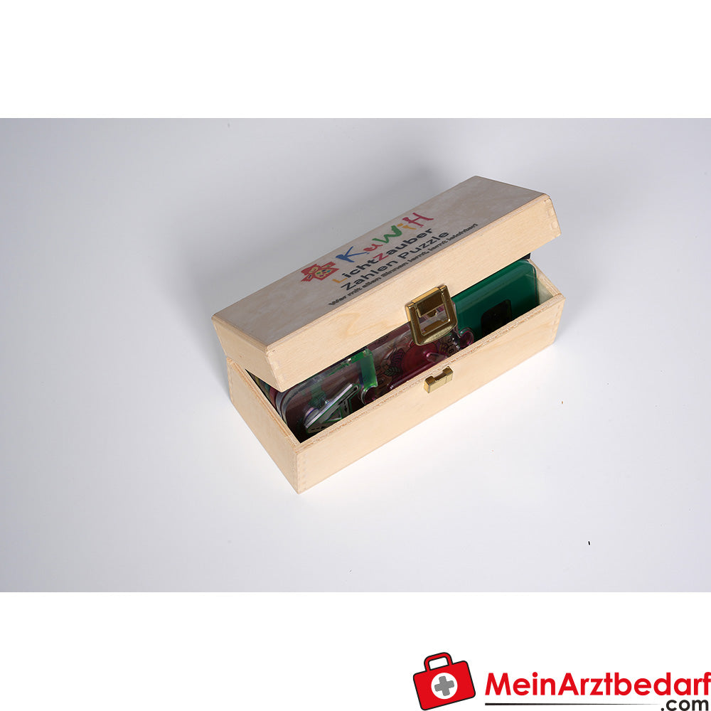 KuWiH LichtZauber Zahlen Puzzle in einer Holzbox mit Lichtstift.