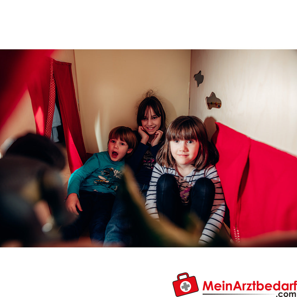 Fix&Foxi Playhouse by KuWiH - Das Kinder-Spielhaus aus Vollholz.