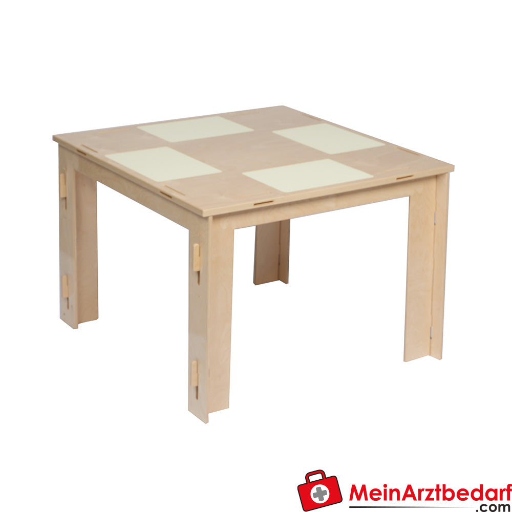 KuWiH Lernspieltisch Montessori aus Birkensperrholz mit 4 Leuchtflächen, Vollholz-Gestell, 75 x 75 x 46 cm.
