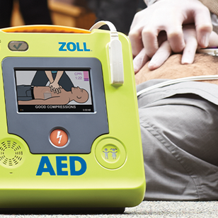 Eine lebensrettende Innovation: Der vollautomatische Defibrillator Zoll® AED 3
