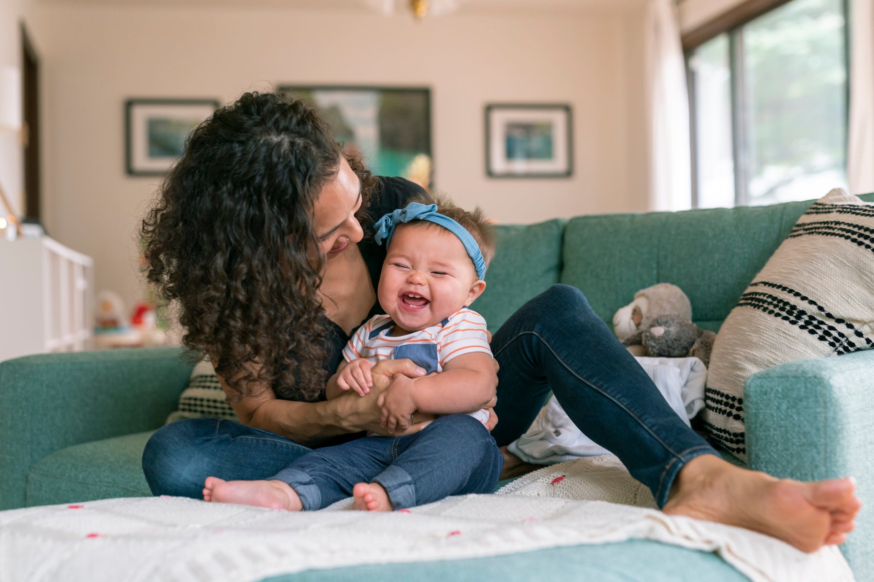 Zahnende Babys mit Homöopathie behandeln - ein Arzt klärt auf