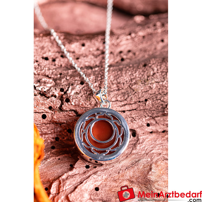 Berk sacral chakra pendant