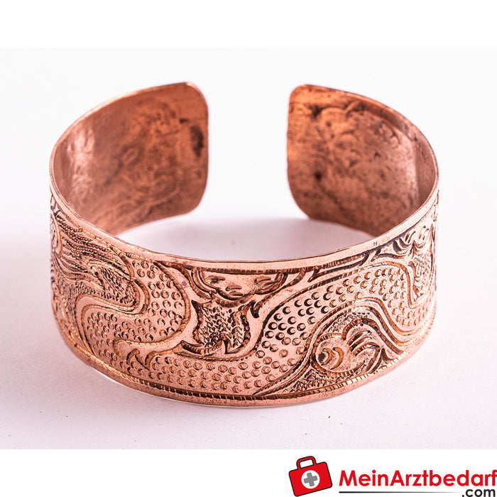 Berk bangle with dragon pattern