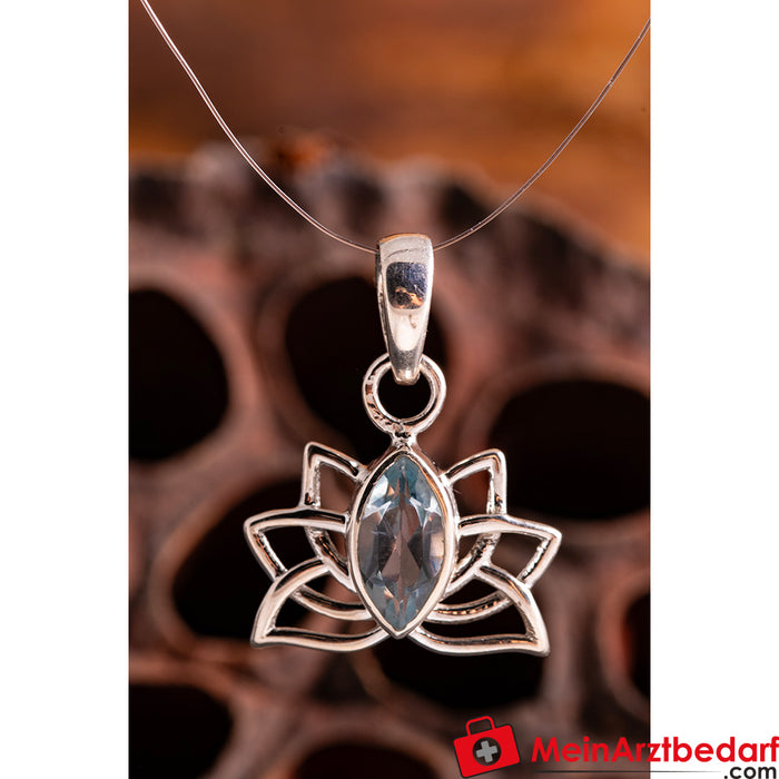 Berk lotus with topaz pendant