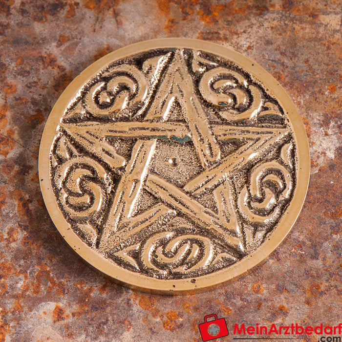 Pentagram z monetą Berk