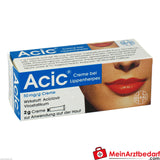 Acic® Creme bei Lippenherpes.